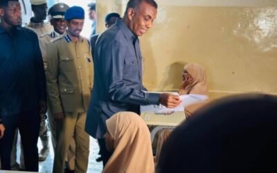 Xisbiga Himilo Qaran oo Madaxweyne Xasan Sheekh uga digay muddo kororsi